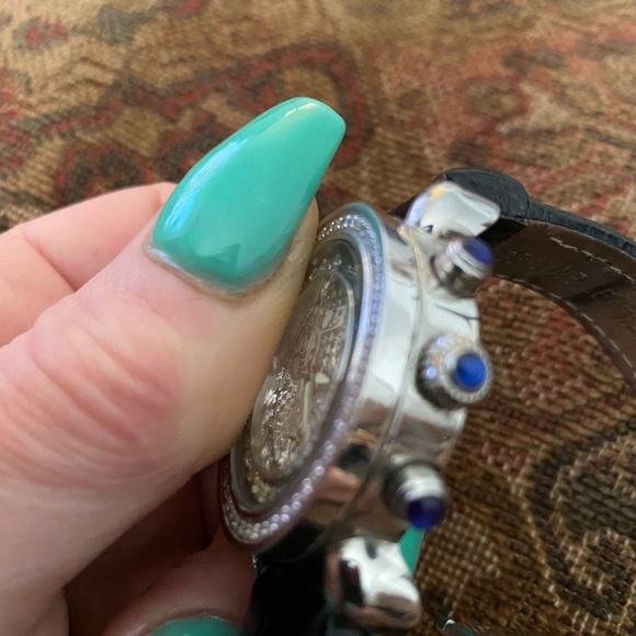 LCE crystal watch with free floating crystals. - Picture 4 of 5